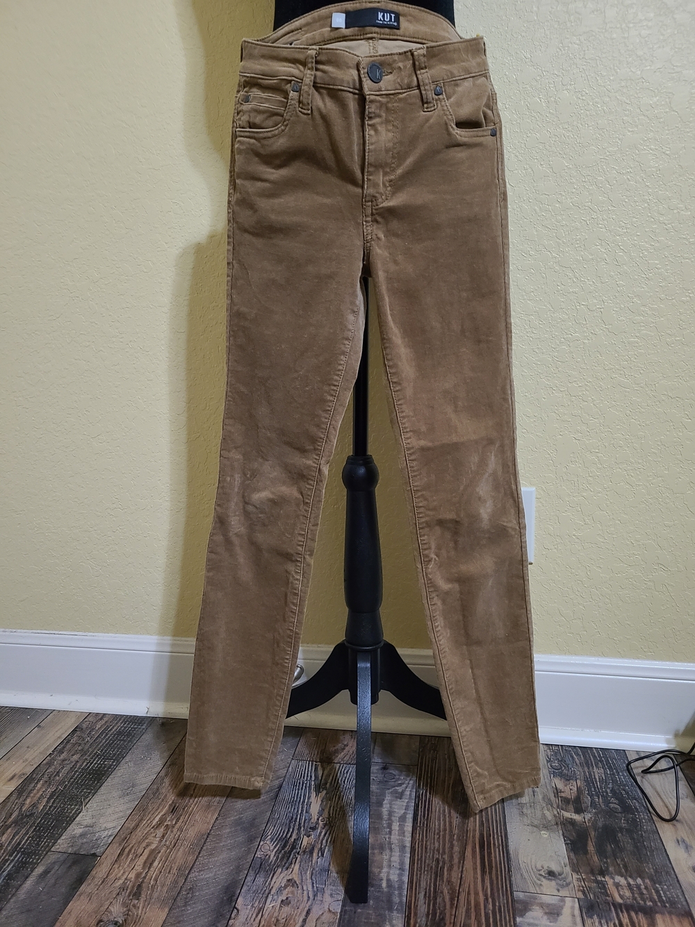 Kut from the Kloth Corduroy Pants - Camel Size 00